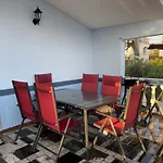 Apartament Besa *