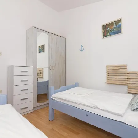 Besa Apartment *
