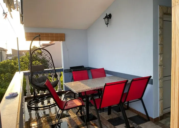 Appartement Besa Pirovac